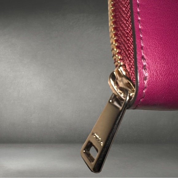 Furla Fushia Zip Wallet Italy new - Picture 7 of 7